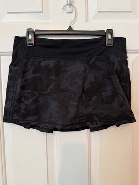 Lululemon "Camo" Skort Size 8 Reg